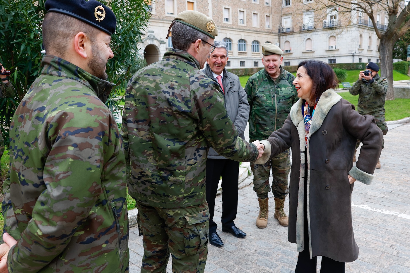 visita-el-grupo-de-militares-ucranianos-que-se-instruyen-en-la-academia-de-infantera-de-toledo-en-el-marco-de-la-misin-europea-de-asistencia-militar-a-ucrania-eumam-ua-foto-rubn-somontem 2