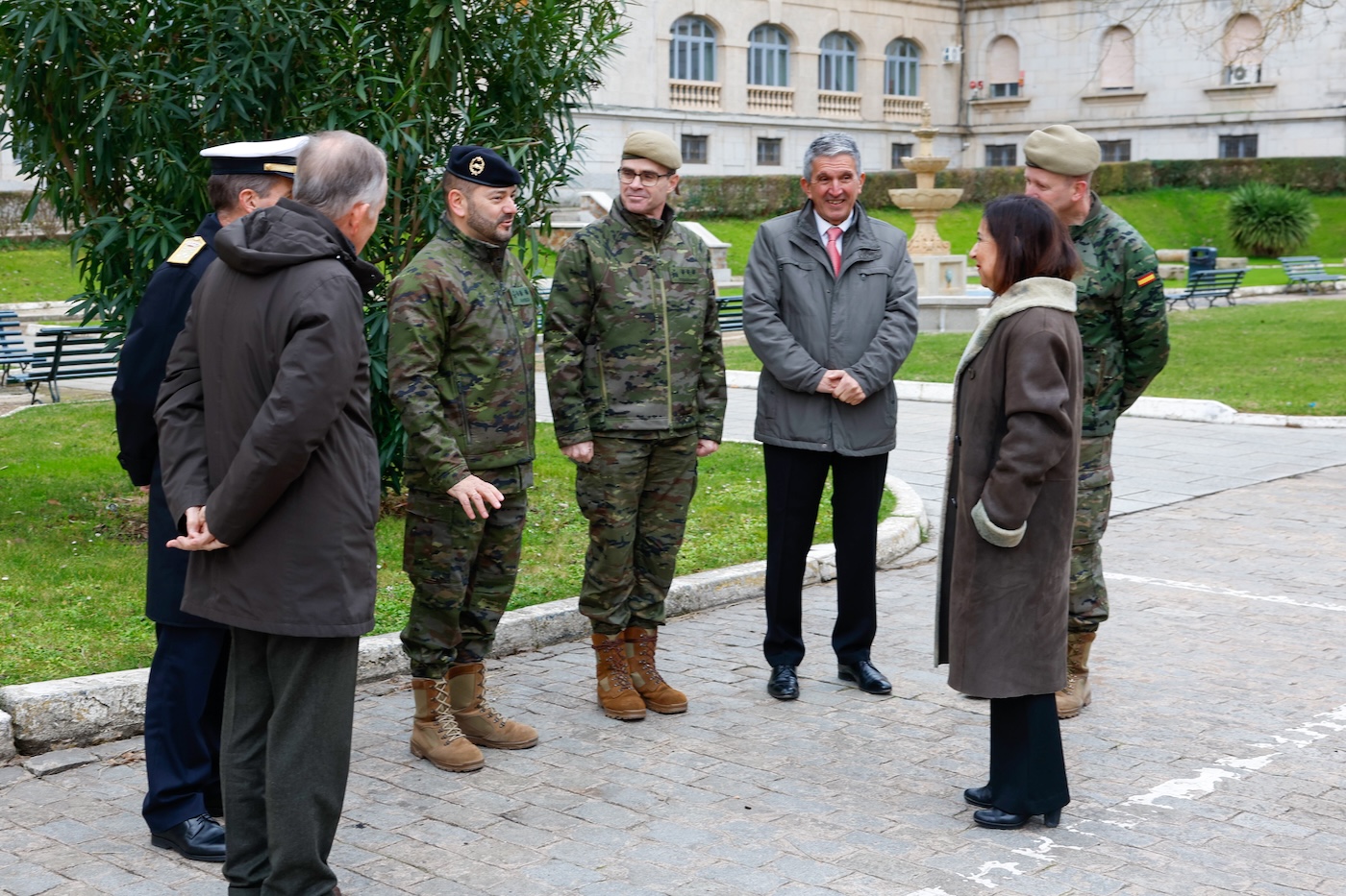 visita-el-grupo-de-militares-ucranianos-que-se-instruyen-en-la-academia-de-infantera-de-toledo-en-el-marco-de-la-misin-europea-de-asistencia-militar-a-ucrania-eumam-ua-foto-rubn-somontemde 3
