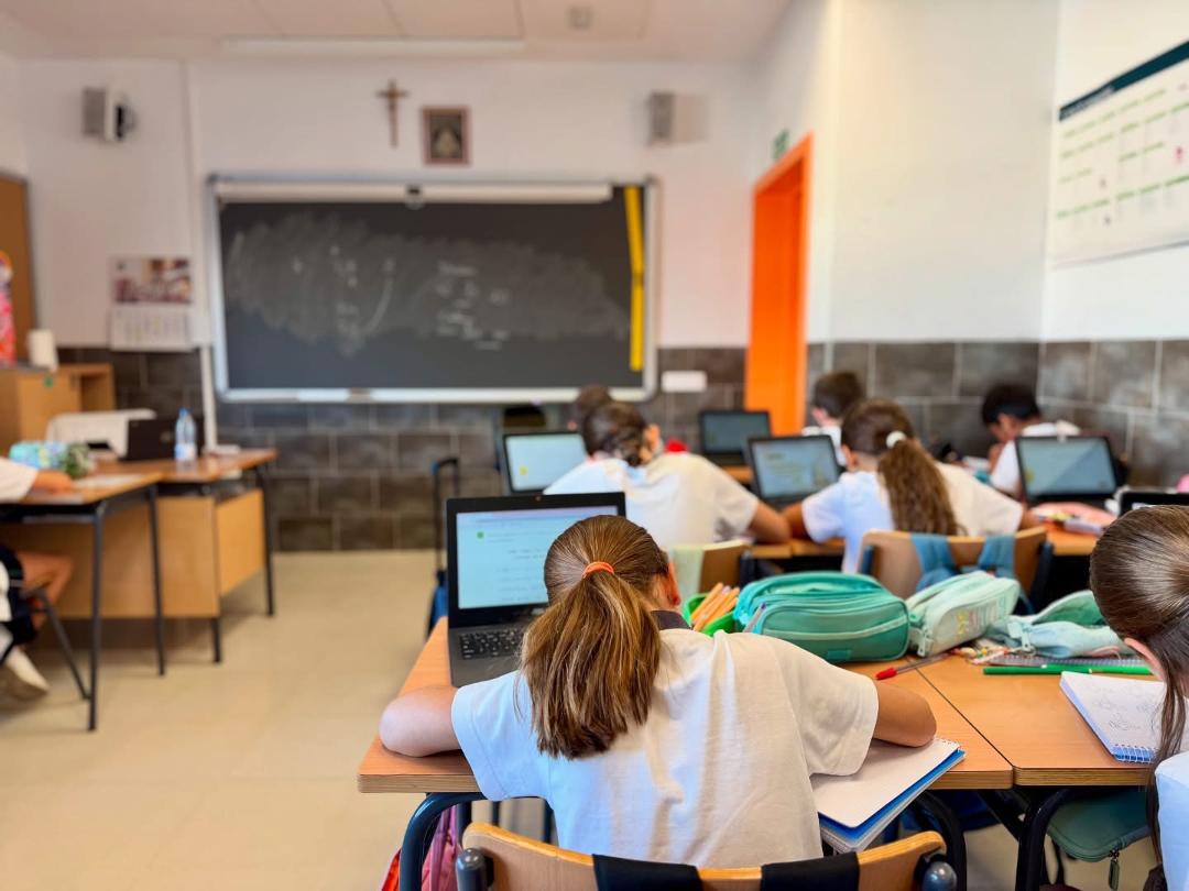 COLEGIO DIOCESANO VIRGEN DE LA CARIDAD CCOLEGIO DIOCESANO VIRGEN DE LA CARIDAD