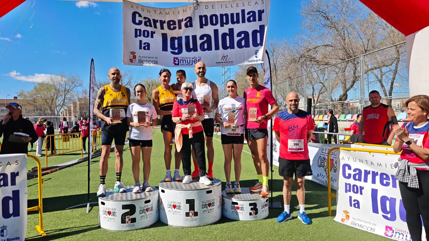 Participantes en la XV Carrera por la Igualdad en Illescas (2)