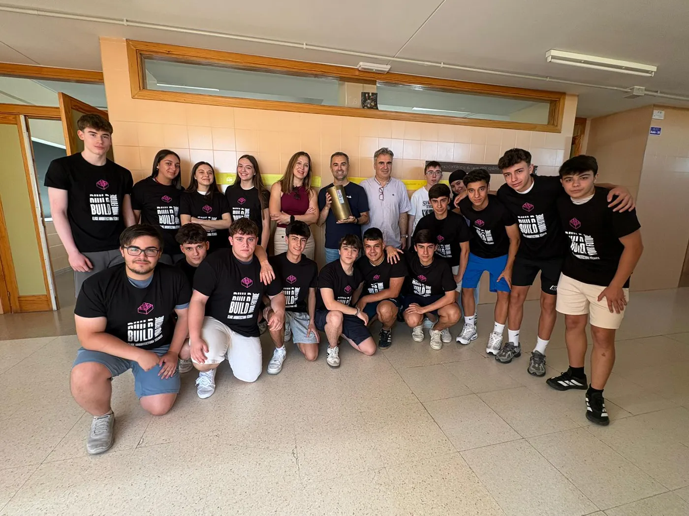 3 premio Foto de Familia IES Montes de Toledo (4) 3 premio Foto de Familia IES Montes de Toledo (4)