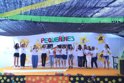 Alumnos de la Escuela Infantil Municipal Pequeñines durante la fiesta de fin de curso en Torrijos (21)