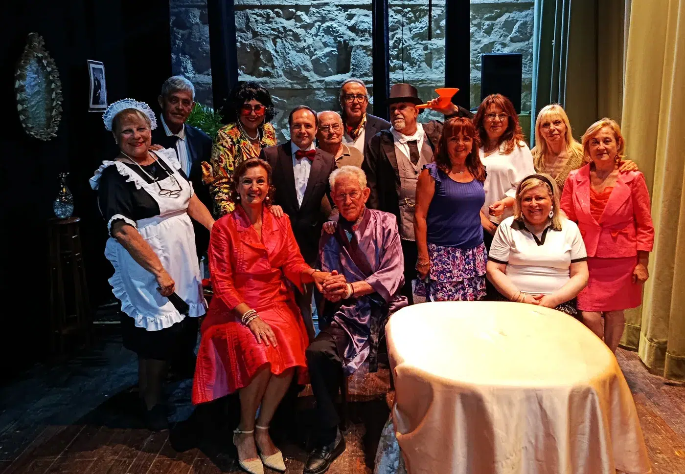 Elenco de la Escuela de Teatro de Torrijos durante la representación en el Auditorio Pedro I (1)