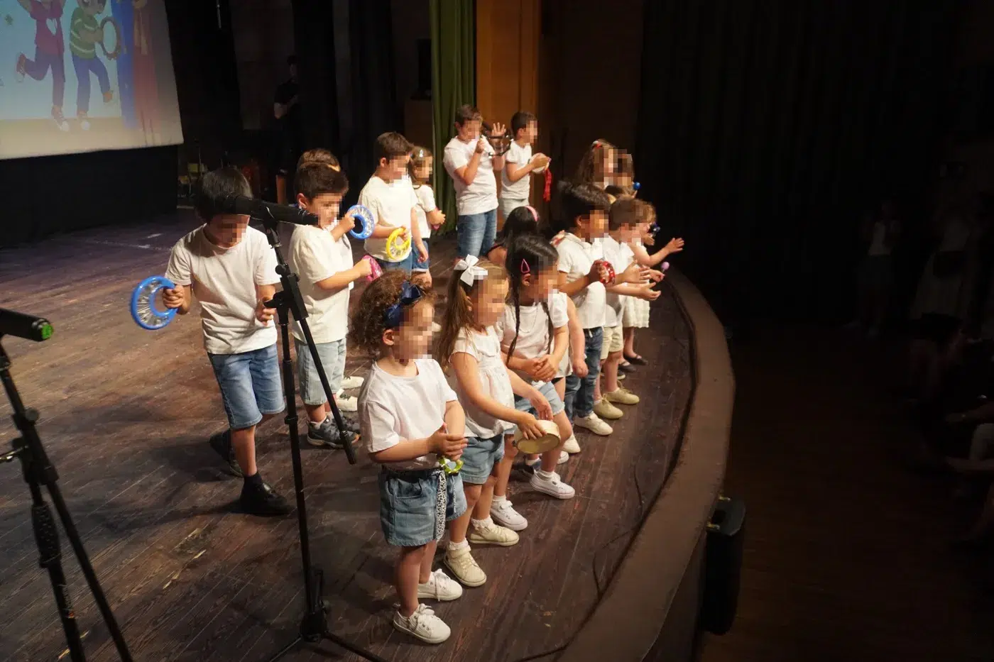 Escuela Municipal de Música y Danza Maestro Gómez de Agüero durante el festival fin de curso en Torrijos (19)