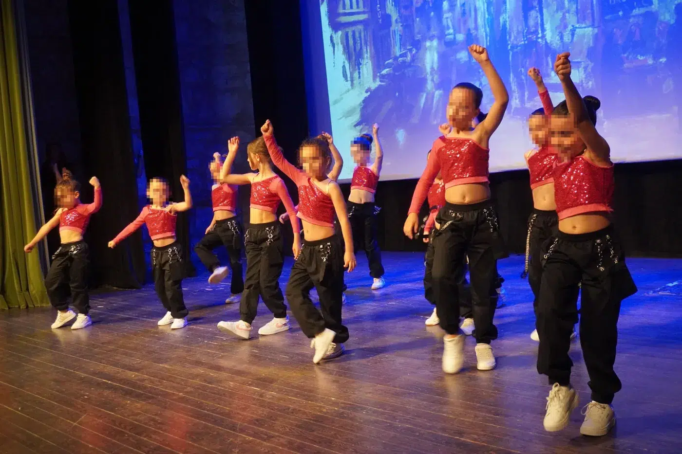 Escuela Municipal de Música y Danza Maestro Gómez de Agüero durante el festival fin de curso en Torrijos (5)