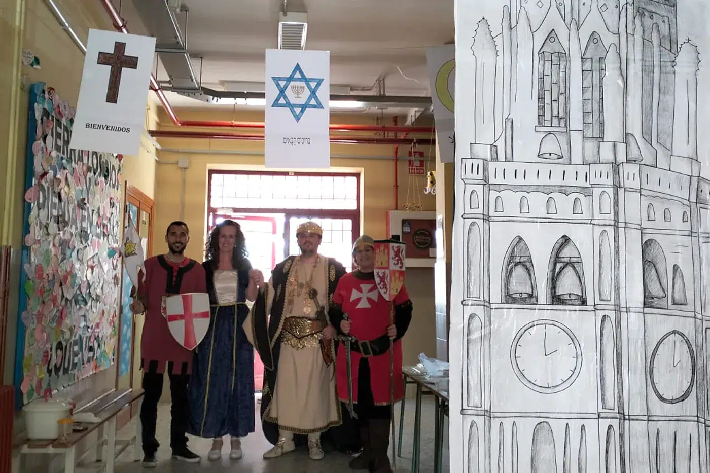 Alumnos participando en las actividades y talleres de la Semana Cultural del CEIP Villa de Torrijos.
