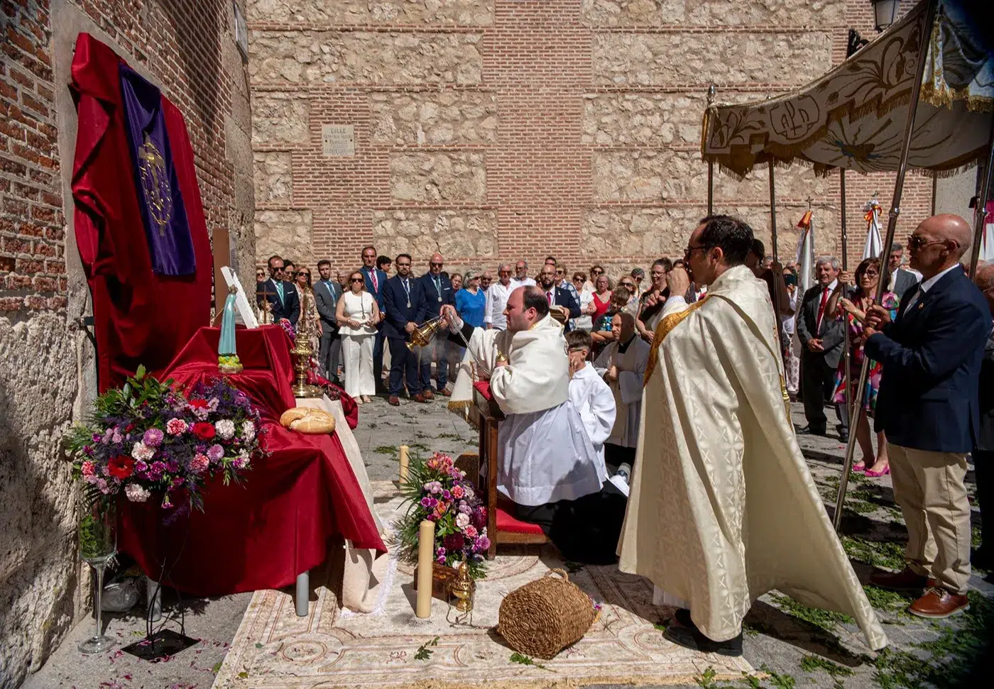 Calles decoradas de Fuensalida durante la celebración del Corpus Christi 2026