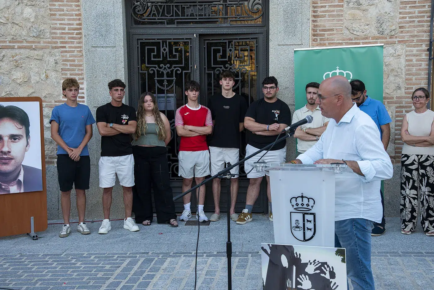 Representantes del Ayuntamiento de Fuensalida durante el homenaje a Miguel Ángel Blanco.