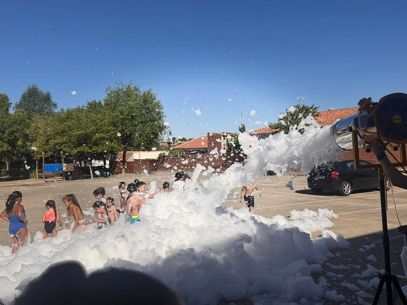 Niños y niñas participan en las actividades del Campamento de Verano 2026 de La Mata.