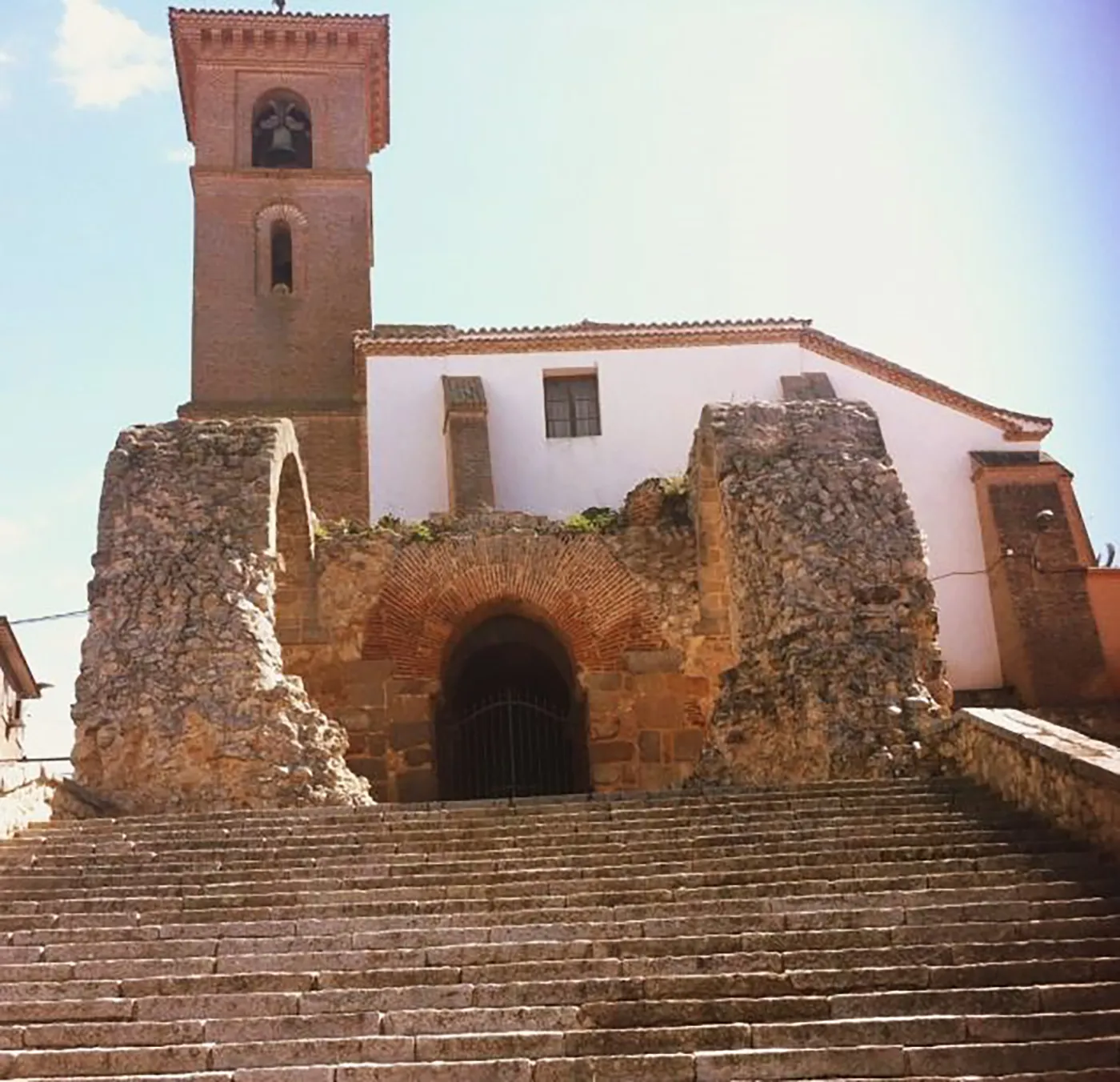 representación de La Celestina en las escalinatas de la iglesia de Maqueda.