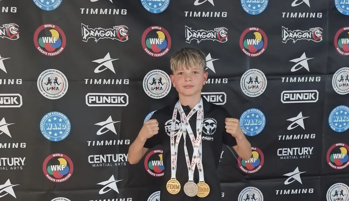 El Club Wolf Fighting de Torrijos logró varios podios en el Campeonato de España Junior de Kickboxing, con Daniel Escanciano como doble campeón nacional.