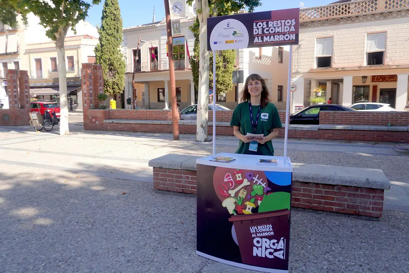 Taller de reciclaje y campaña En verano residuo cero celebrados en Torrijos.