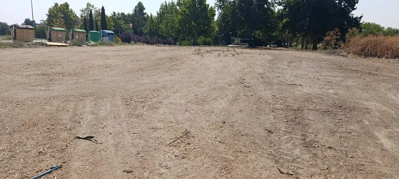 Trabajos de limpieza y desbroce realizados por el Ayuntamiento de Huecas para prevenir incendios.