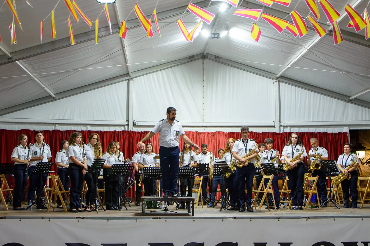 escalonilla fiestas 77