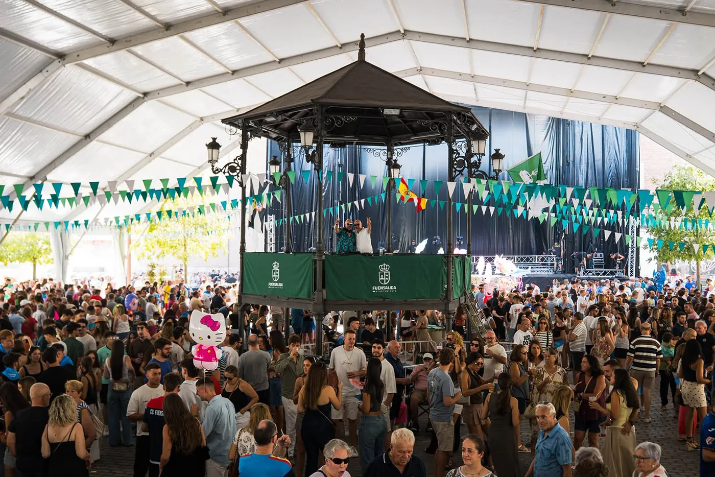 Celebración de las Ferias y Fiestas de Fuensalida 2026 con vecinos y participantes en uno de los actos centrales