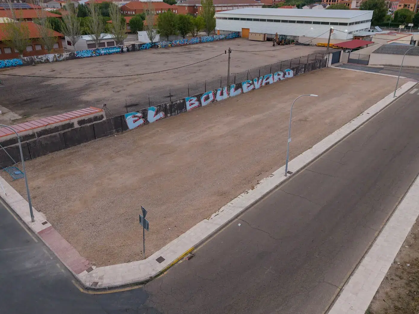 Obras de mejora en uno de los aparcamientos municipales de Fuensalida.