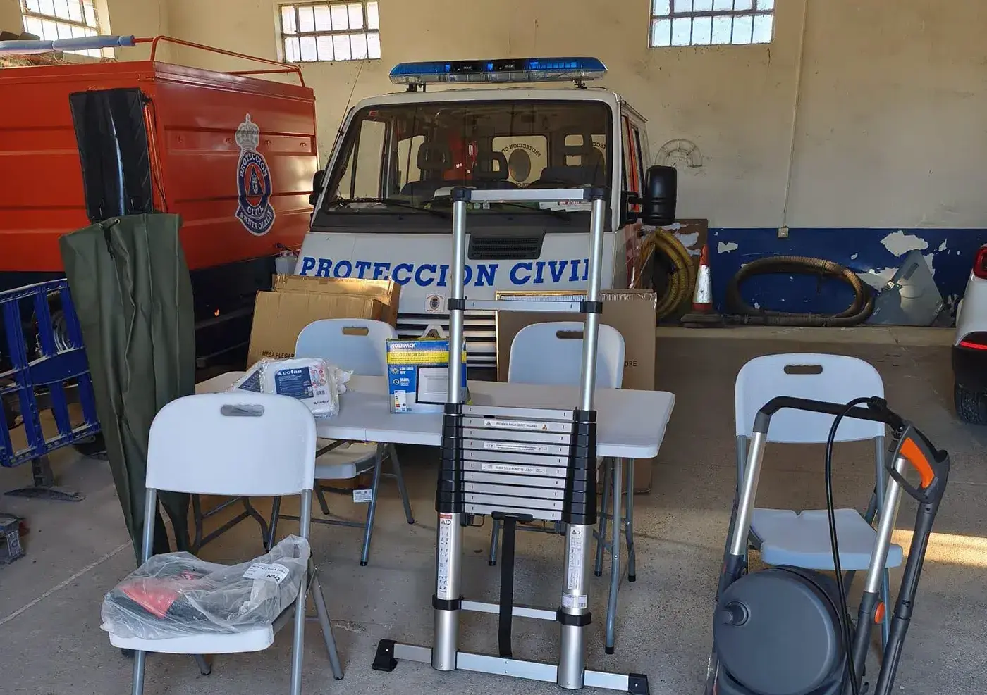Nuevo equipamiento de Protección Civil de Santa Olalla, adquirido mediante un convenio entre el Ayuntamiento y la Diputación de Toledo.