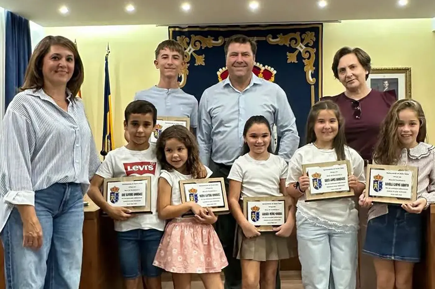 Entrega de las Becas de Excelencia Académica 2026 a seis alumnos del Colegio Nuestra Señora de la Piedad de Santa Olalla.